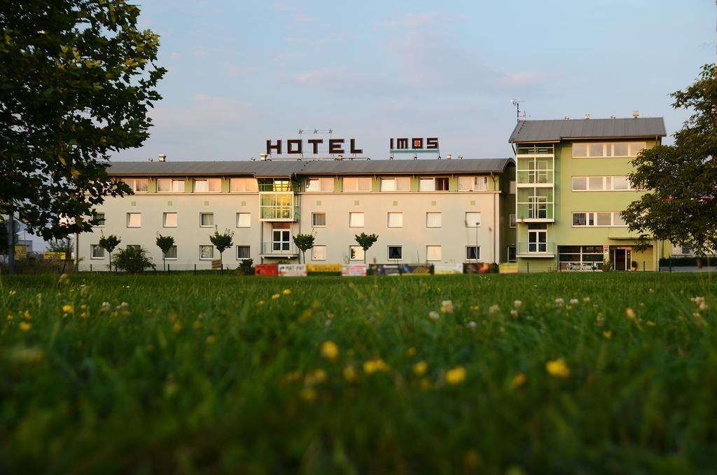 Hotel Imos Praga Exterior foto